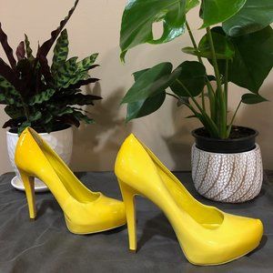 Yellow ALDO Pumps Size 7